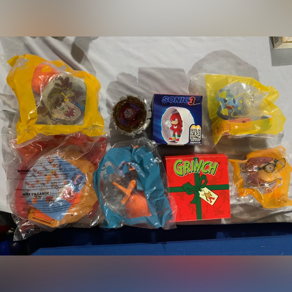 Fast Food Toys Lot of 8
